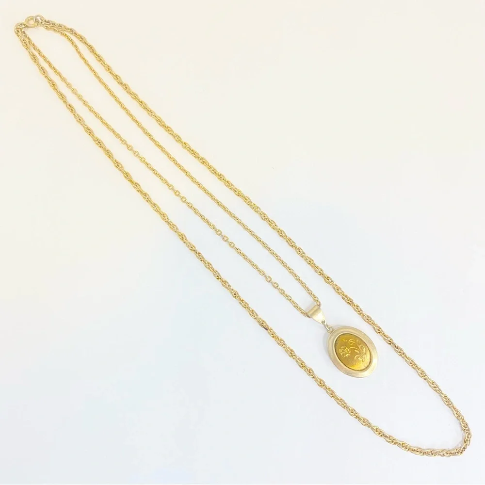 Vintage Oval Locket Pendant Necklace Gold Tone Double Chain Sweetheart Photos